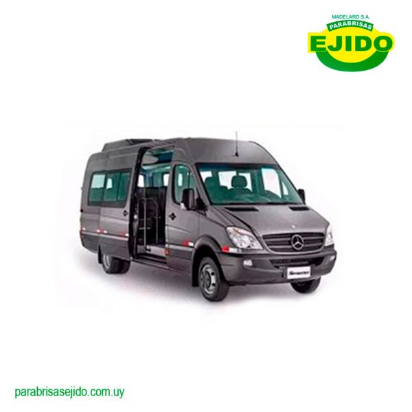 Parabrisas Mercedes Benz Sprinter Año 2012 colocado